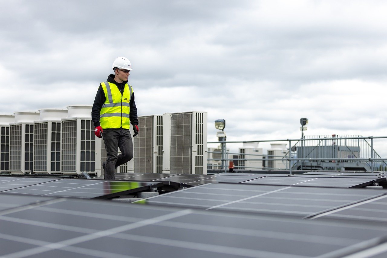 What is Holding Us Back from Utilizing Green Energy?